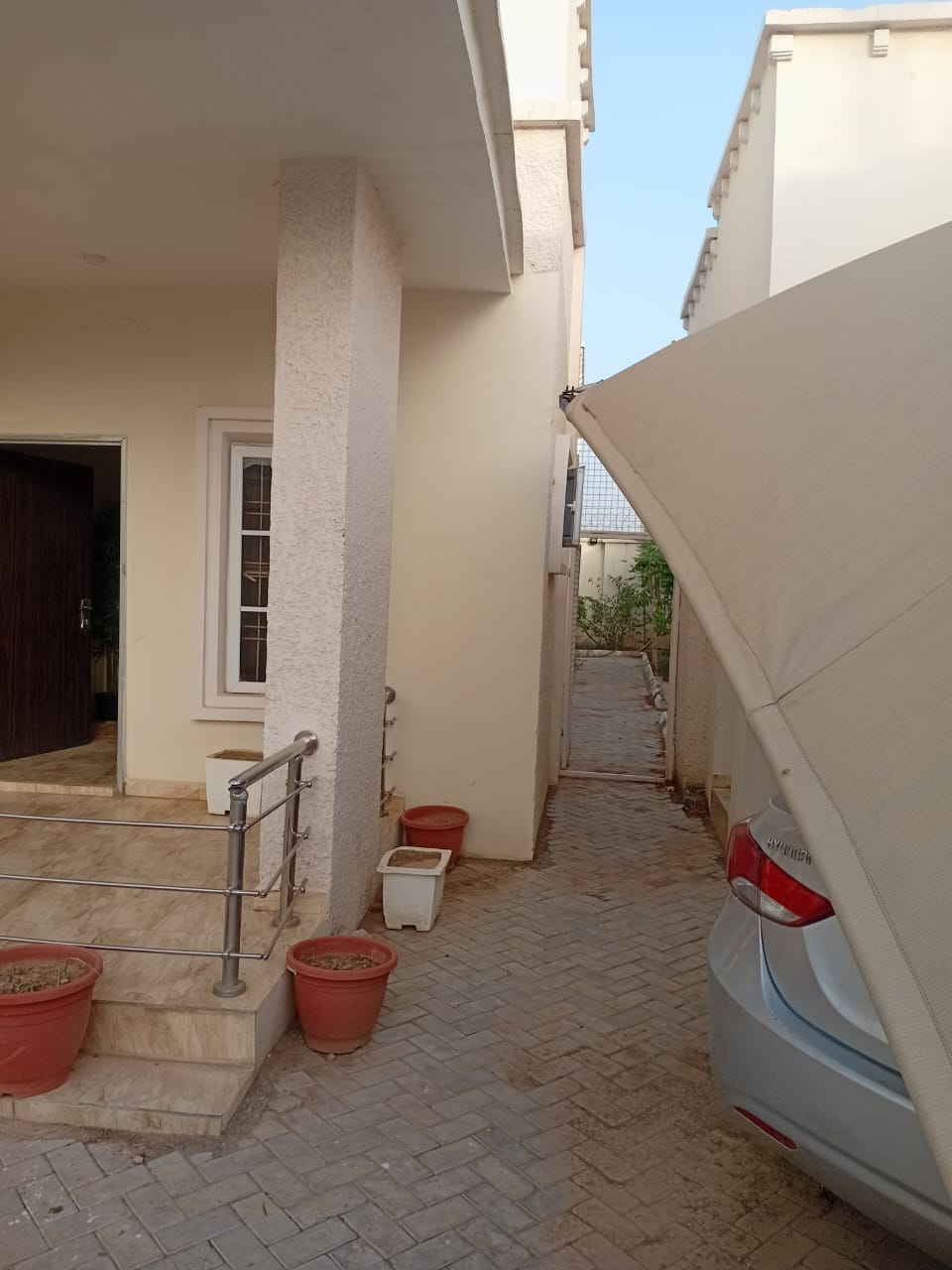 Four bedroom two parlor for sale located at fatima shema Estate, price 90m